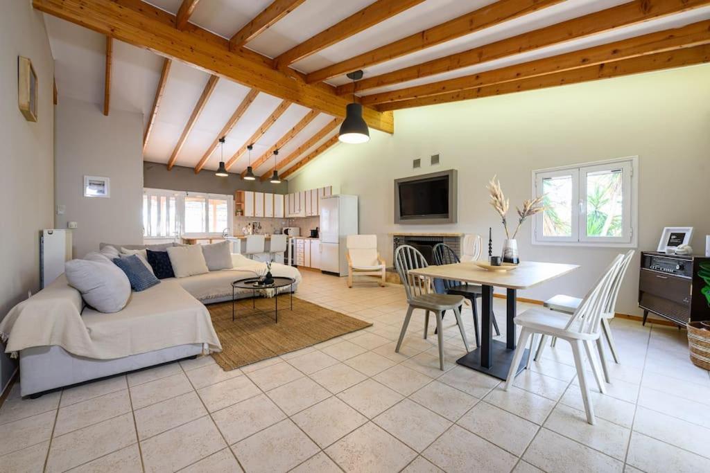 Farmbill Villa Markopoulo Mesogaias Bagian luar foto